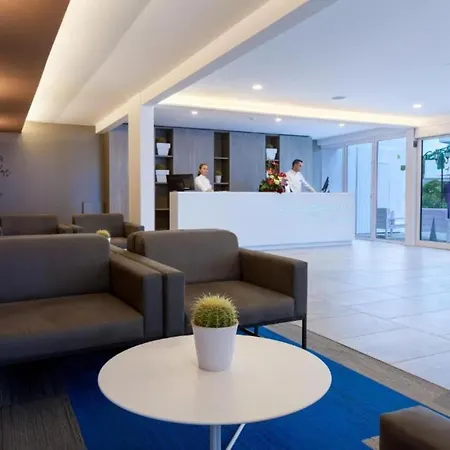Apartment Doble Deluxe Con Media Pension, A 400m De *