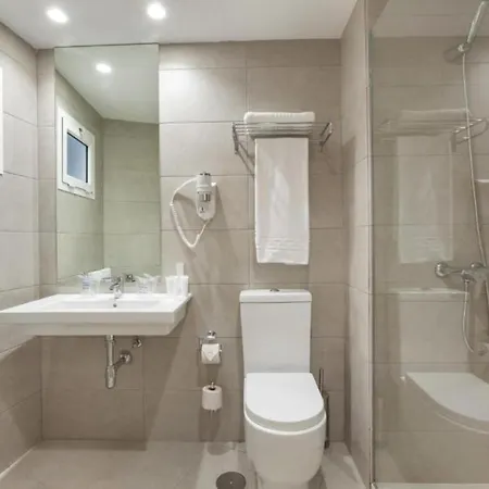 Apartment Doble Deluxe Con Media Pension, A 400m De